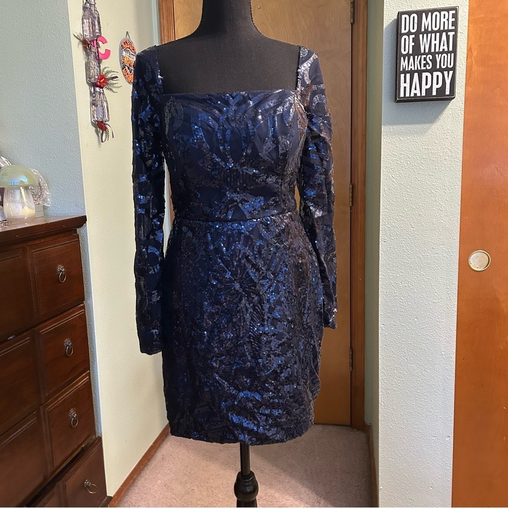 NWOT navy blue sequined long sleeve cocktail bodycon mini dress size 10